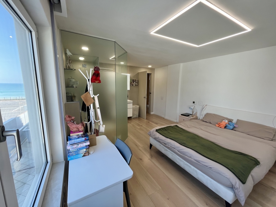 3 Bedroom Property for Sale in Beachfront Western Cape